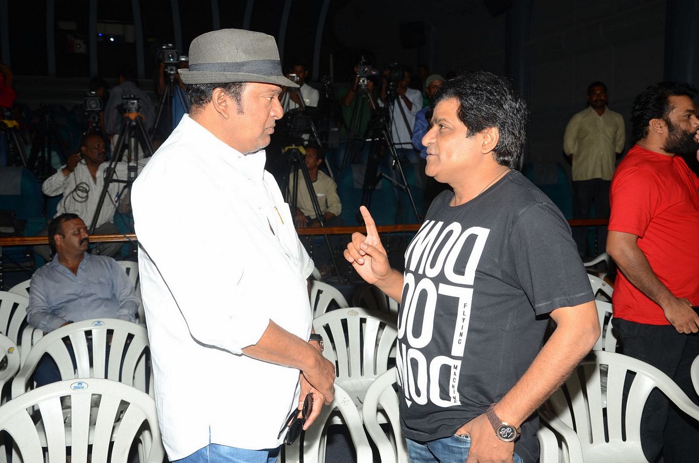 Thikka First Look Launch Photos