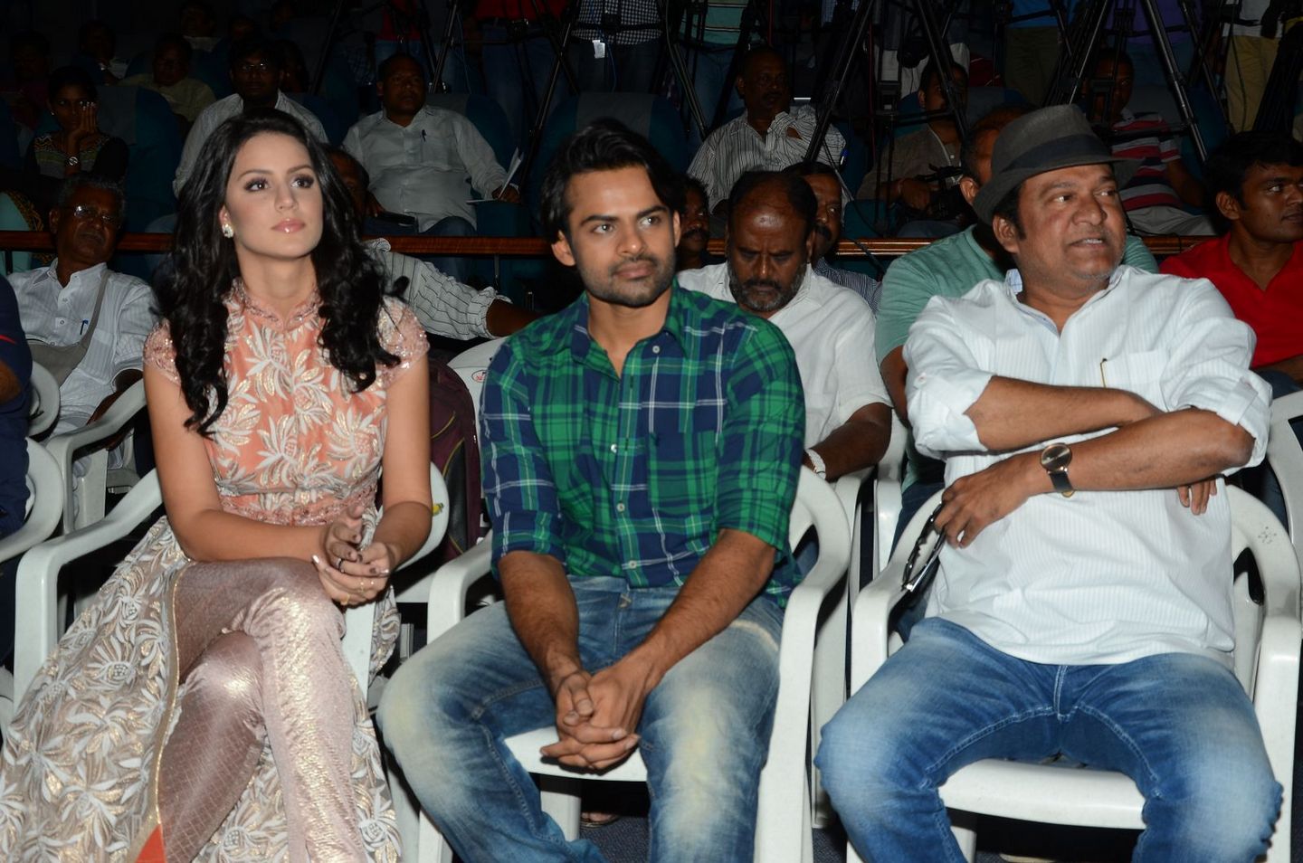 Thikka First Look Launch Photos