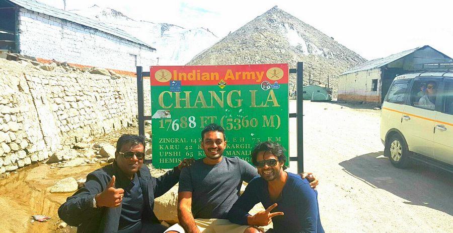 Thikka Movie Working Photos