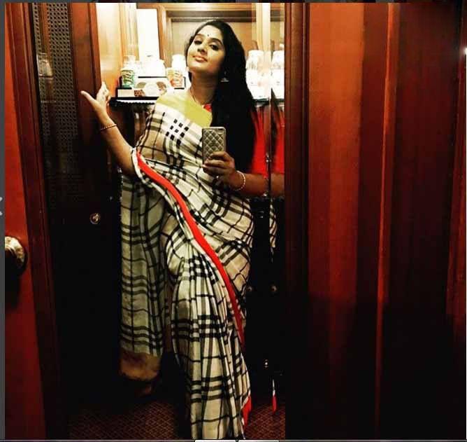 Side Actress Priya Spicy Photo Stills