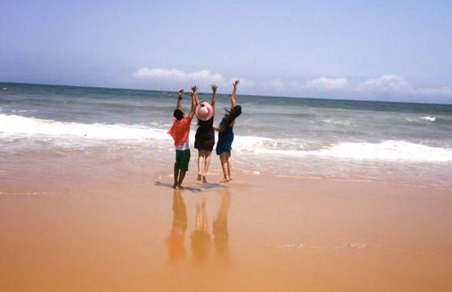 TV Anchor Lasya Rare & UNseened Photos