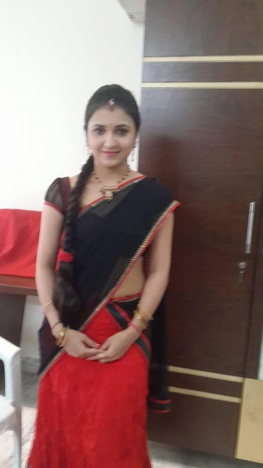 Tv Anchor Sarayu Rare & UNseen Photos
