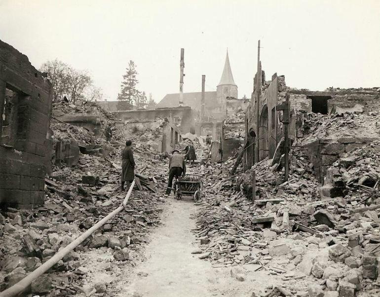 Unbelievable Rare Photos from World War Two