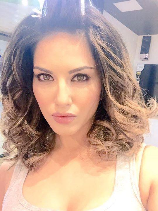 Sunny Leone Unseen Instagram Photos