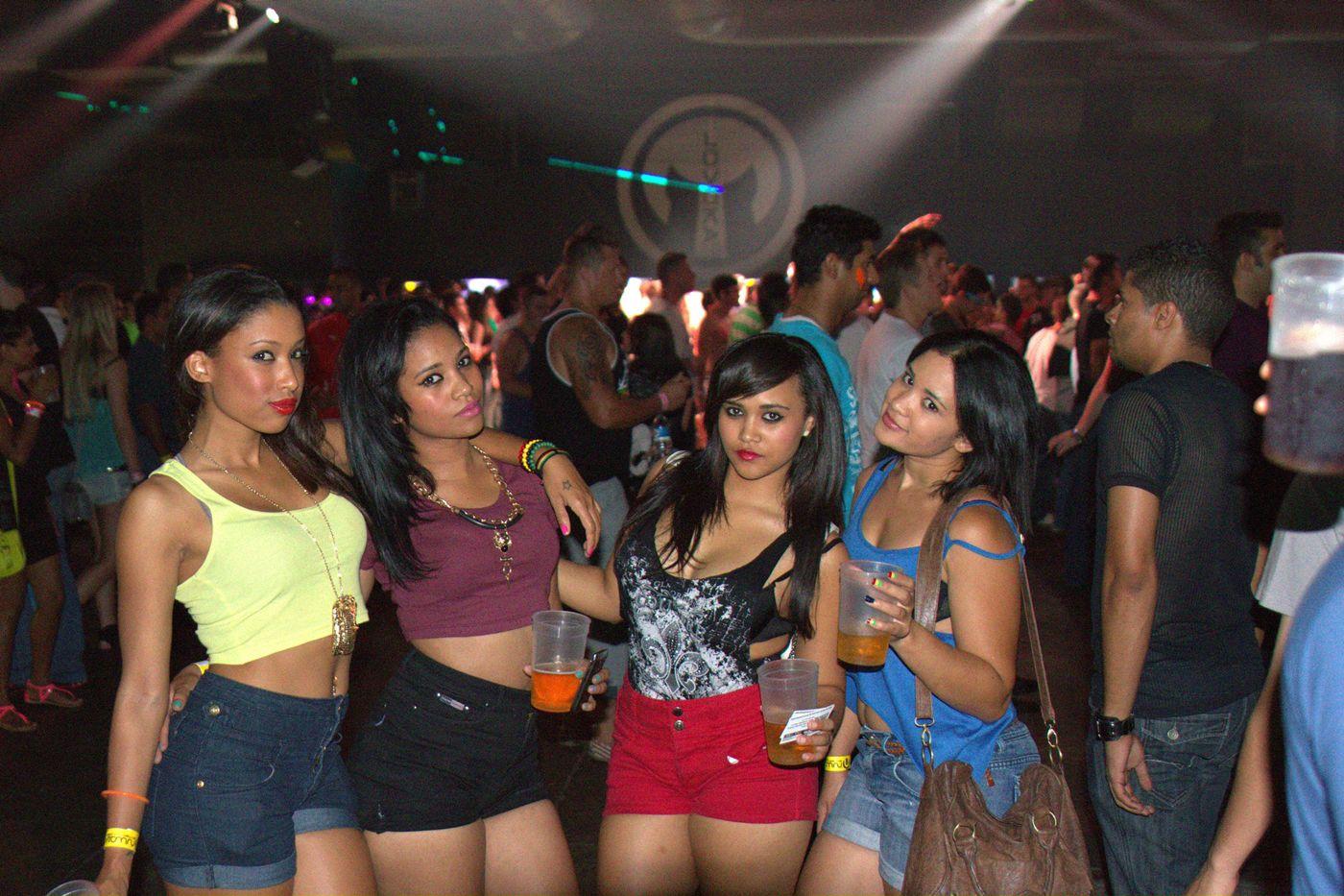 Top Celebrities Enjoying At Bombay Night Club