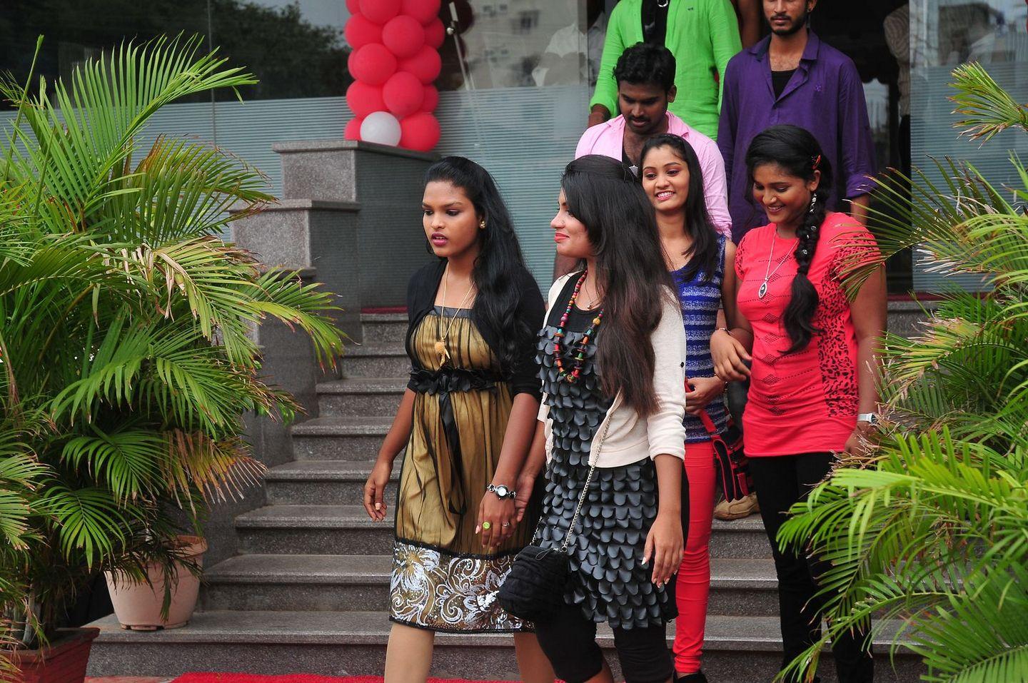 Veelaithe Premiddam Movie Stills