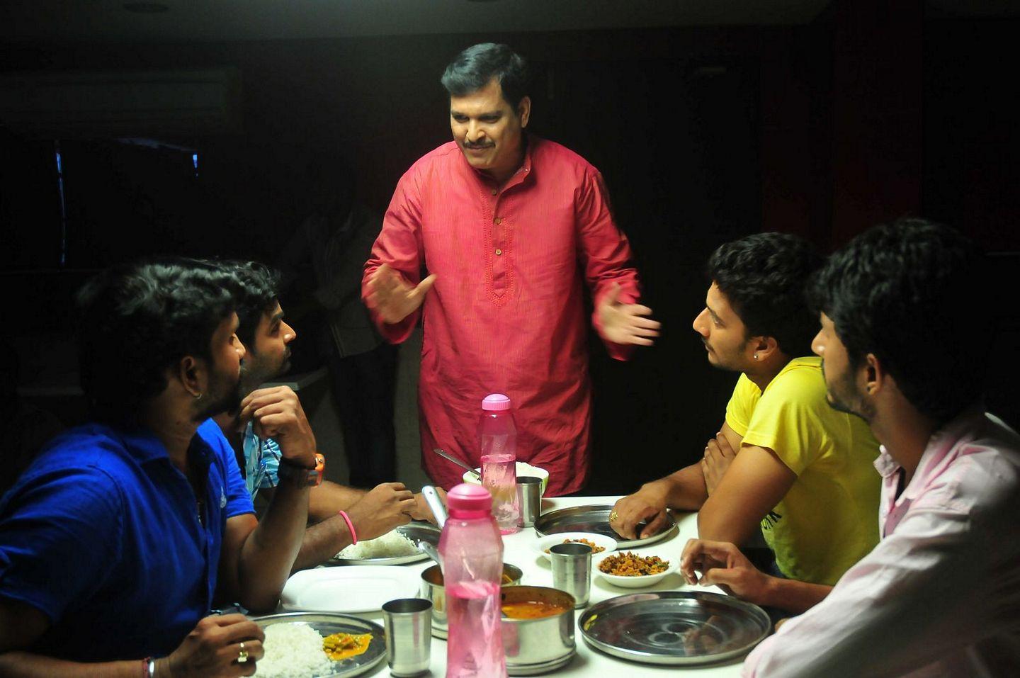 Veelaithe Premiddam Movie Stills