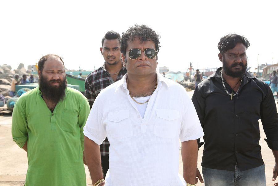 Vikram Vedha Movie Latest Stills