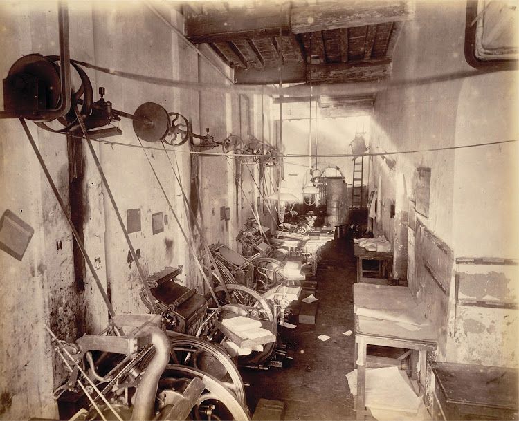 15 Vintage Photographs Of The Times Of India Office From The 19th Century