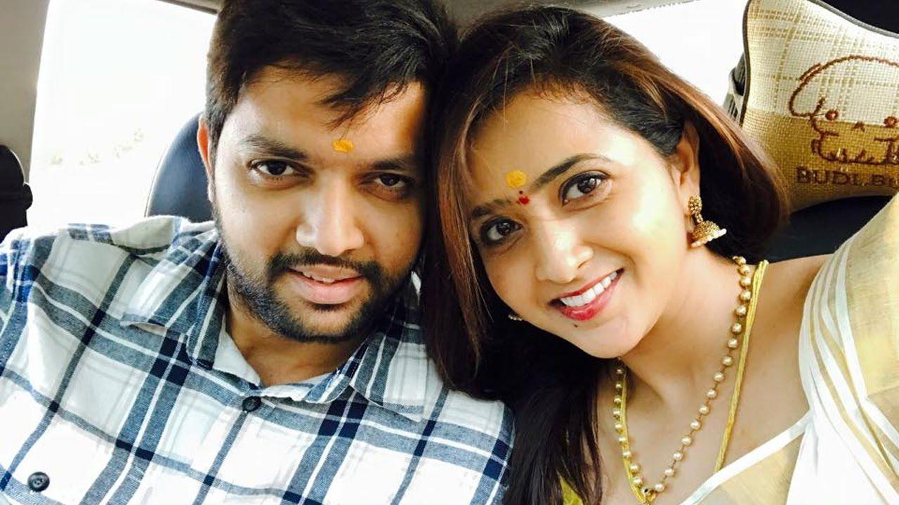 Anchor Lasya With Husband Manjunath Latest Family Unseen Photos