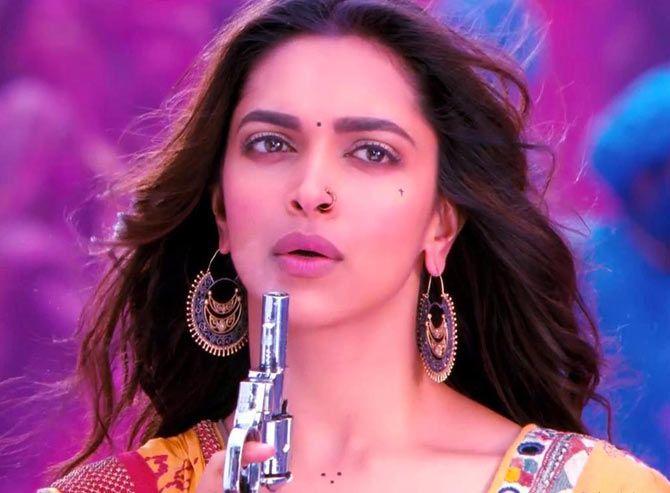 Weird Expressions of Famous Bollywood Celebrities
