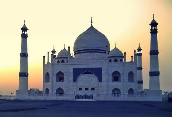 World Famous Mosques Pictures