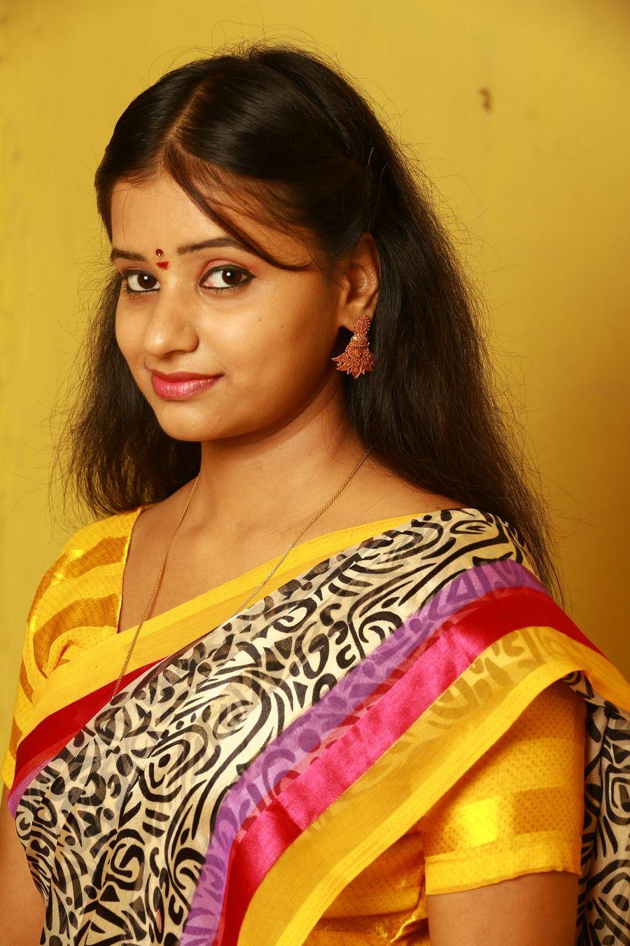 Yaanai Mel Kuthirai Savaari Movie Images