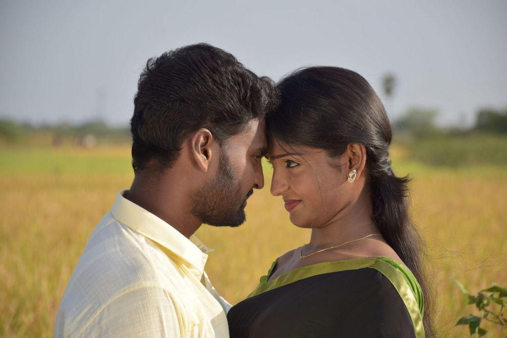 Yookkiyan Varan Sombai Thooki Ulla Vai Movie Stills