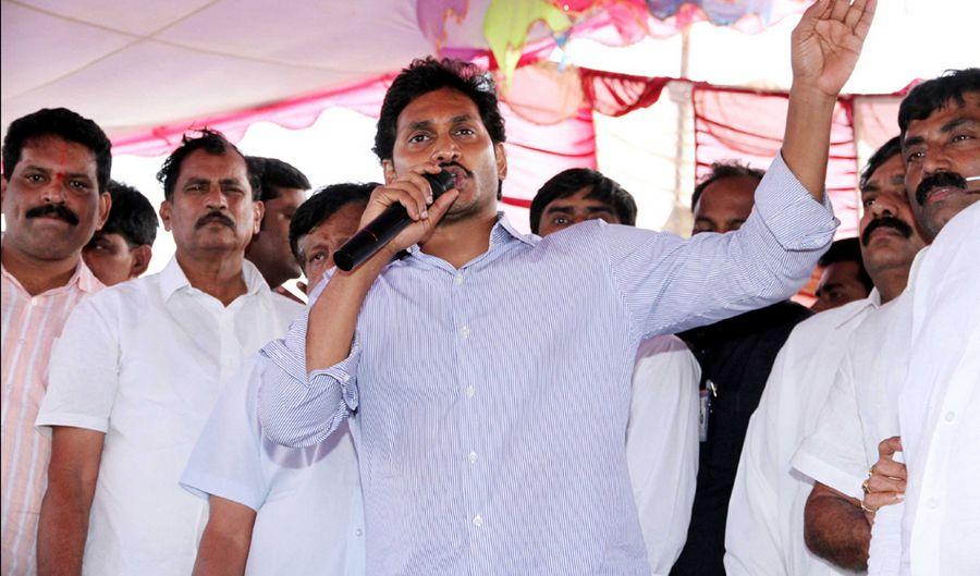 YS Jagan Bus Yatra Photos