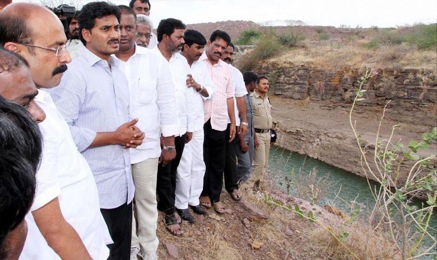 YS Jagan Bus Yatra Photos