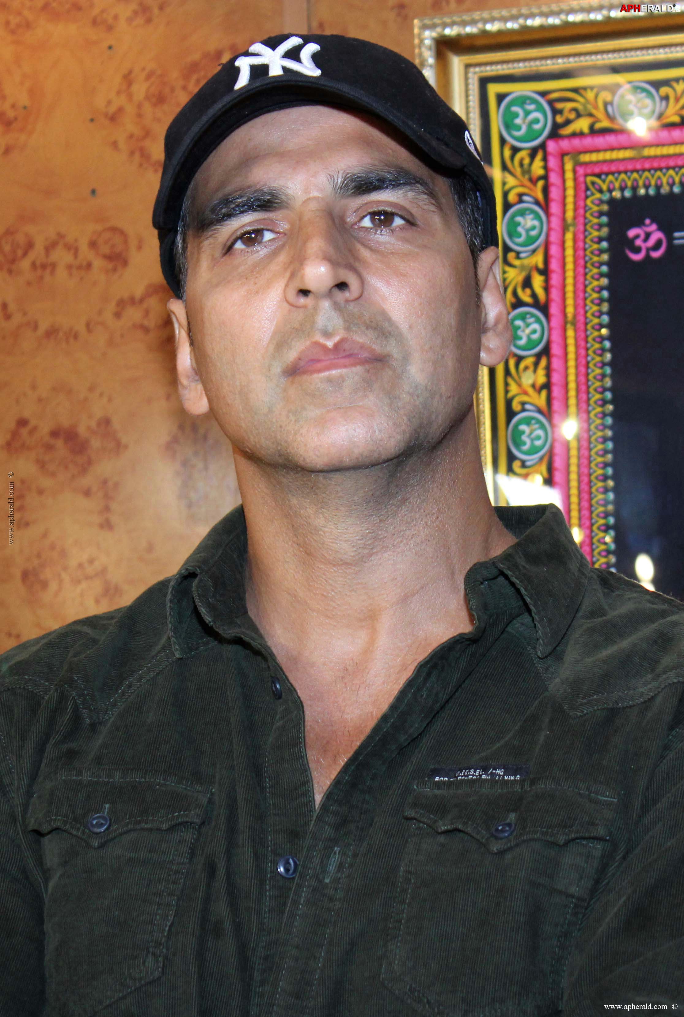 Akshay Kumar At Gaiety Galaxy