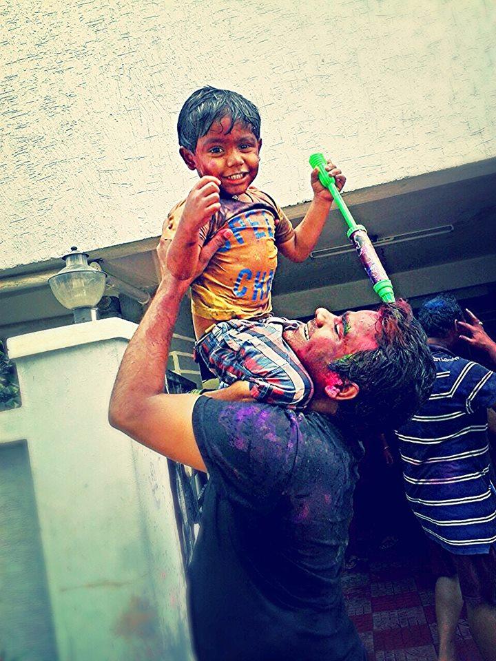 Comedian Venu Celebrating Holi Photos