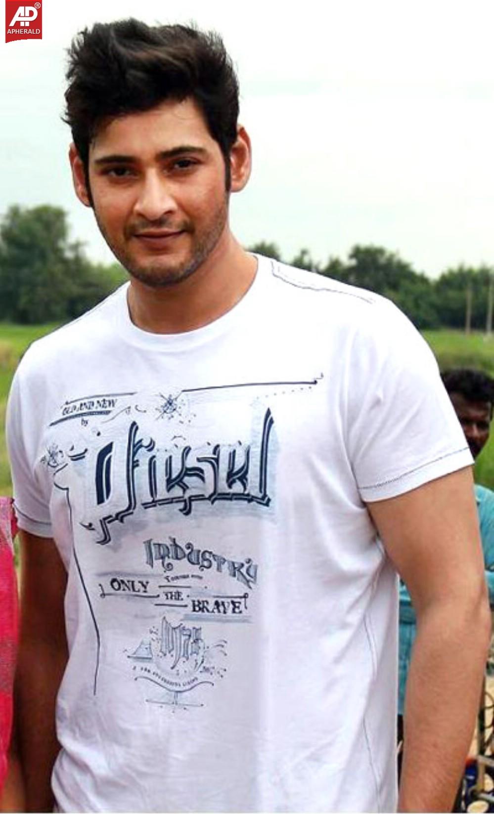 Hero Mahesh Babu Photo Stills