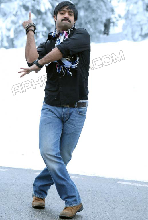 Jr NTR Latest Stills in Baadshah Movie