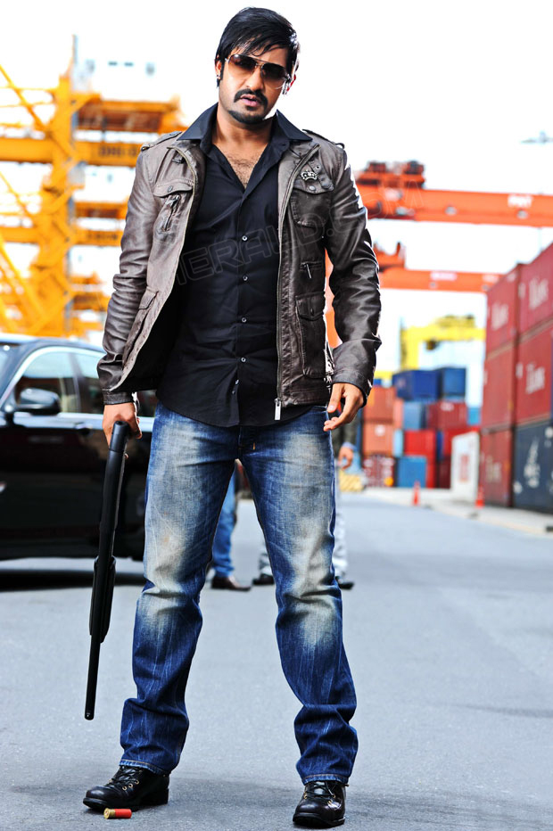 Jr NTR Latest Stills in Baadshah Movie