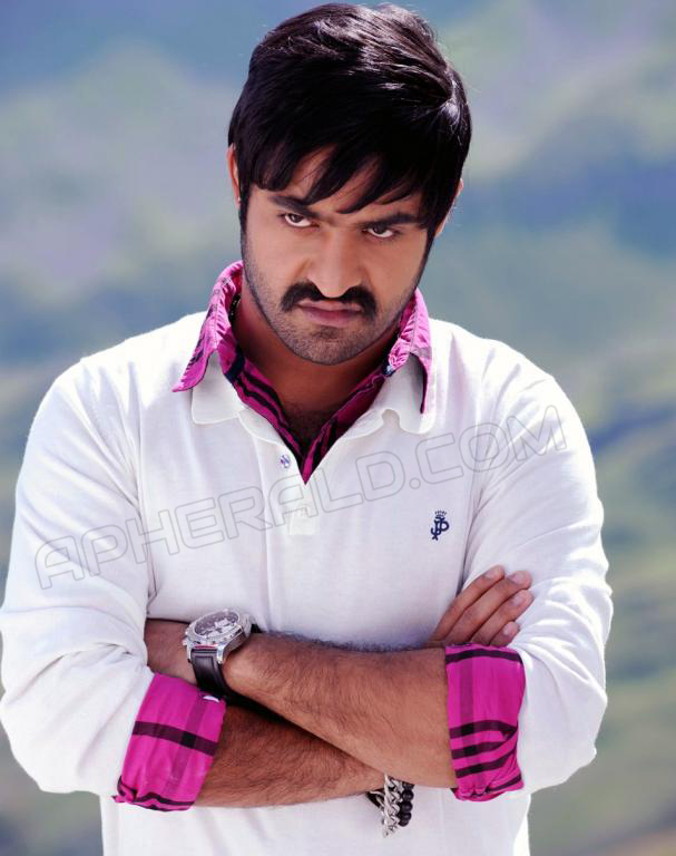 Jr NTR Latest Stills in Baadshah Movie