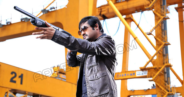 Jr NTR Latest Stills in Baadshah Movie