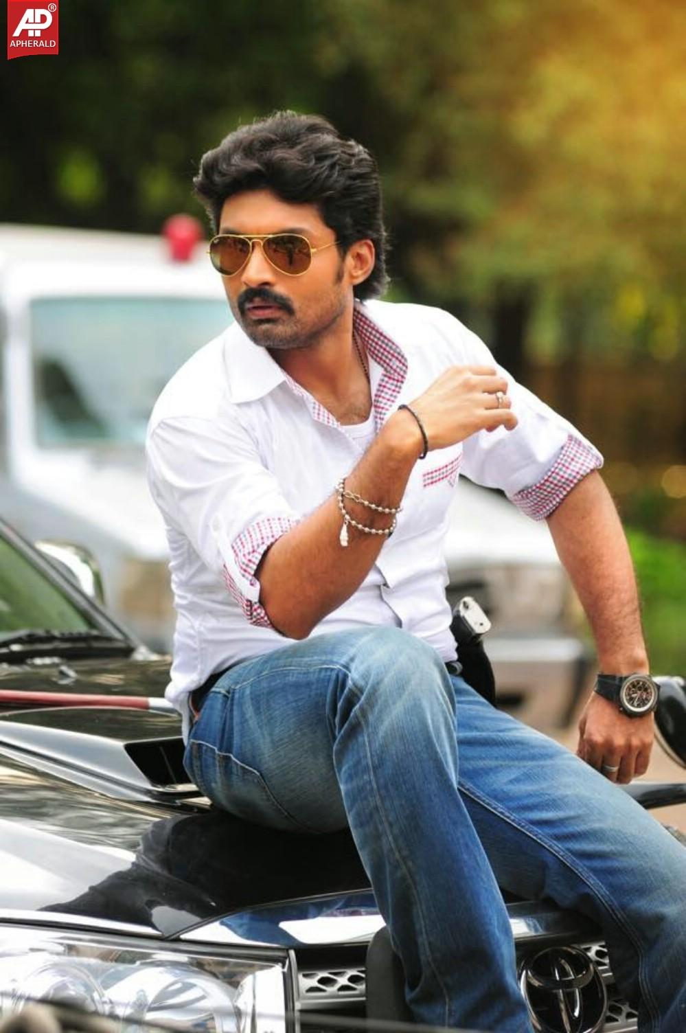 Kalyan Ram Stills From Pataas Movie