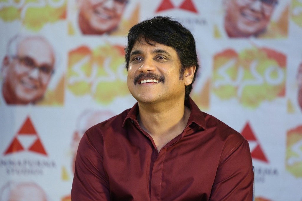 Nagarjuna Latest Stills in Greeku Veerudu