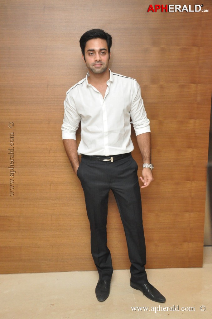 Navdeep Latest Photos