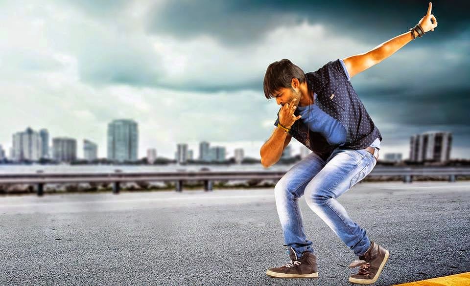 Sai Dharam Tej Stills in Pilla Nuvvu Leni Jeevitham