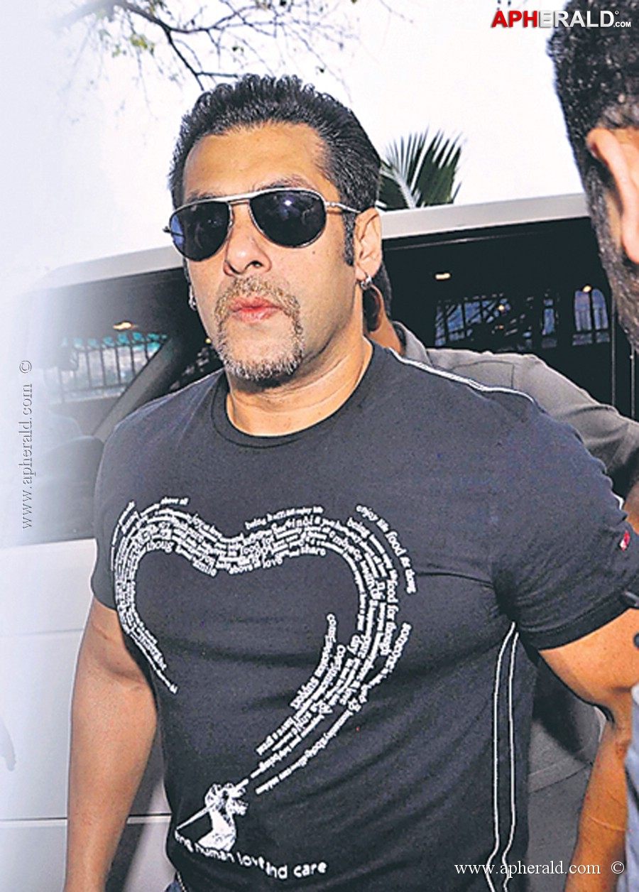 Salman Khan Photos