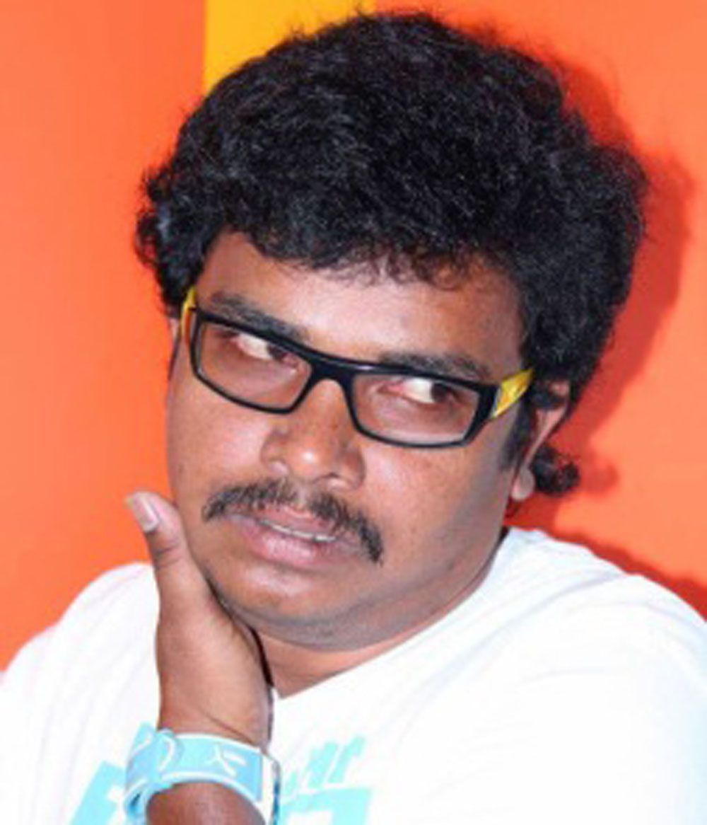 Sampoornesh Babu New Photos