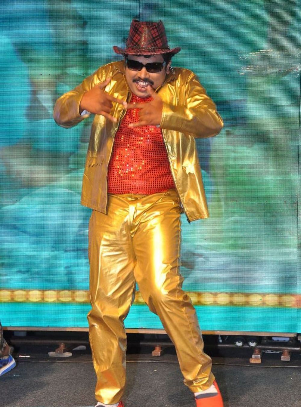 Sampoornesh Babu New Photos