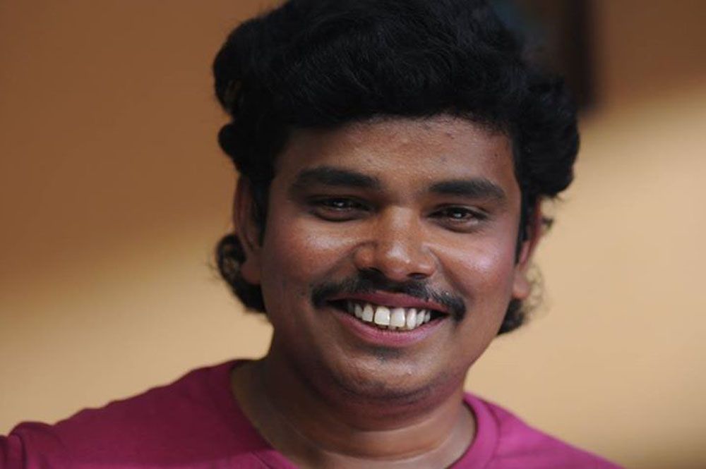 Sampoornesh Babu New Photos