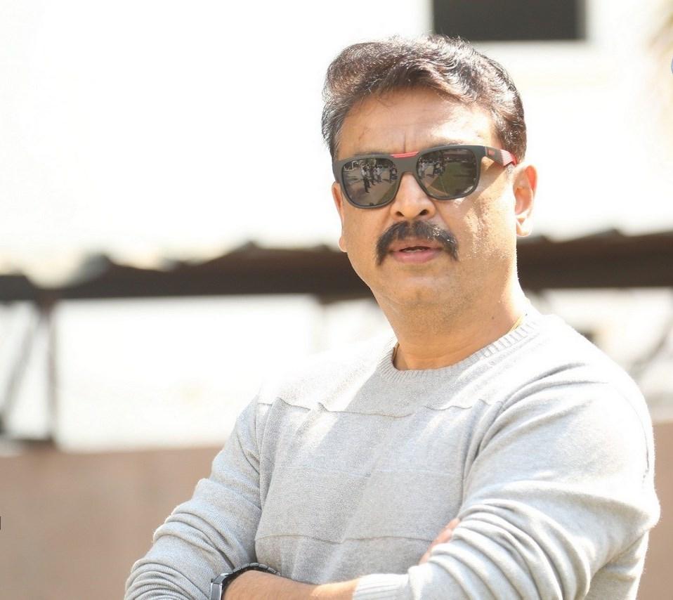 Senior Actor Naresh Latest Stills