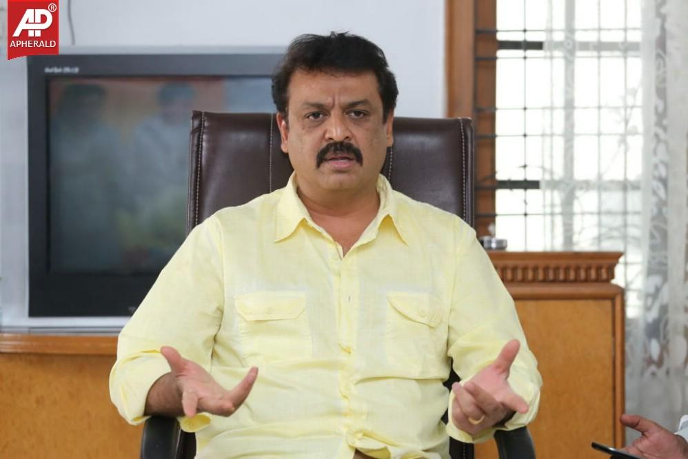 Senior Naresh Interview Stills