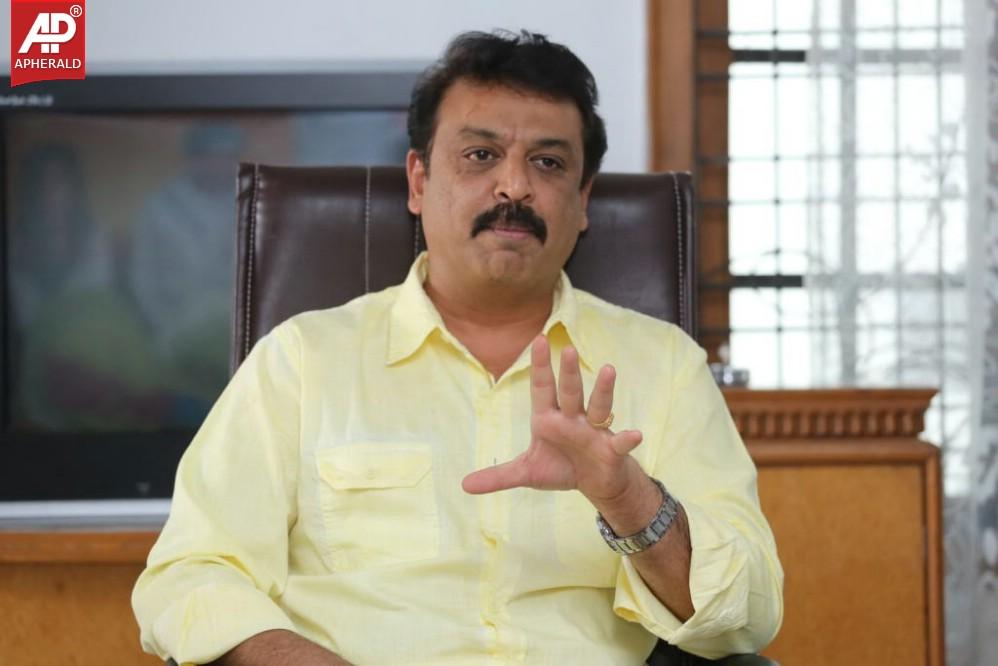 Senior Naresh Interview Stills