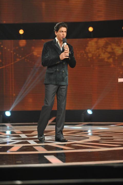 Shah Rukh Khan At India Poochega Sabse Shaana Kaun