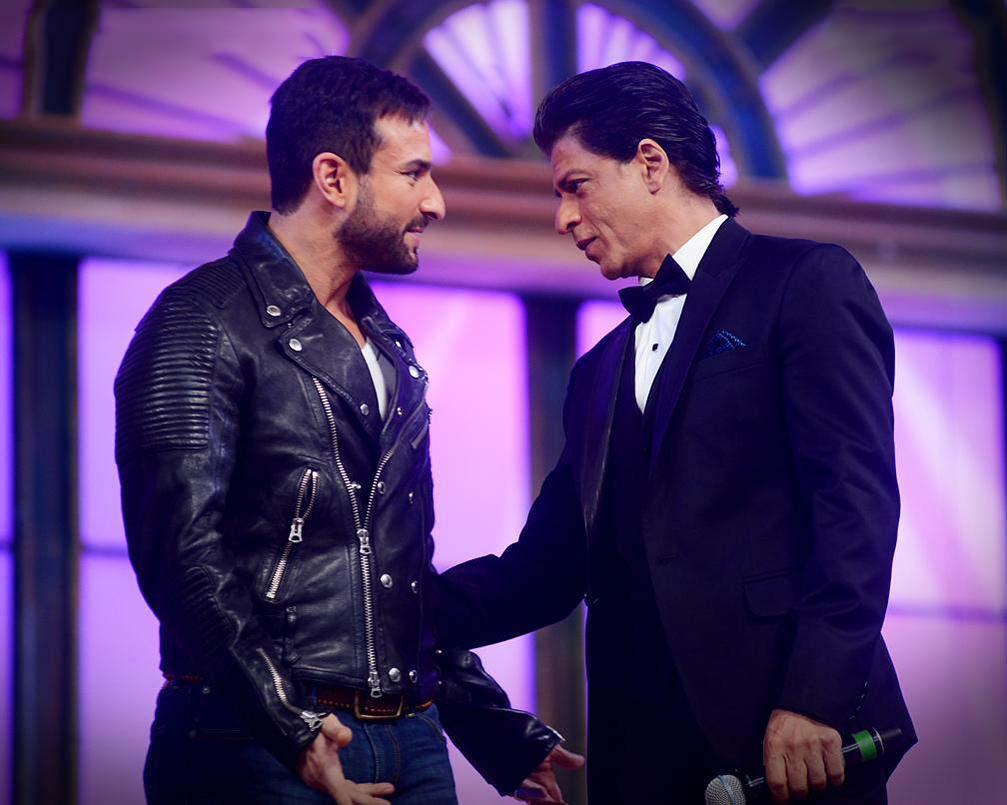 Shahrukh Khan At 21st Life Ok Screen Awards