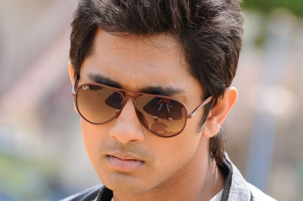 Siddharth Stills From Enakkul Oruvan Movie