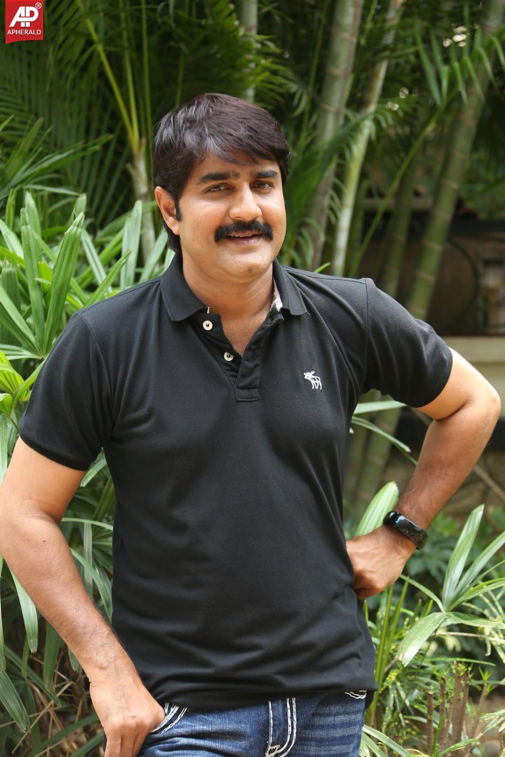 Srikanth At Govindudu Andarivadele Interview