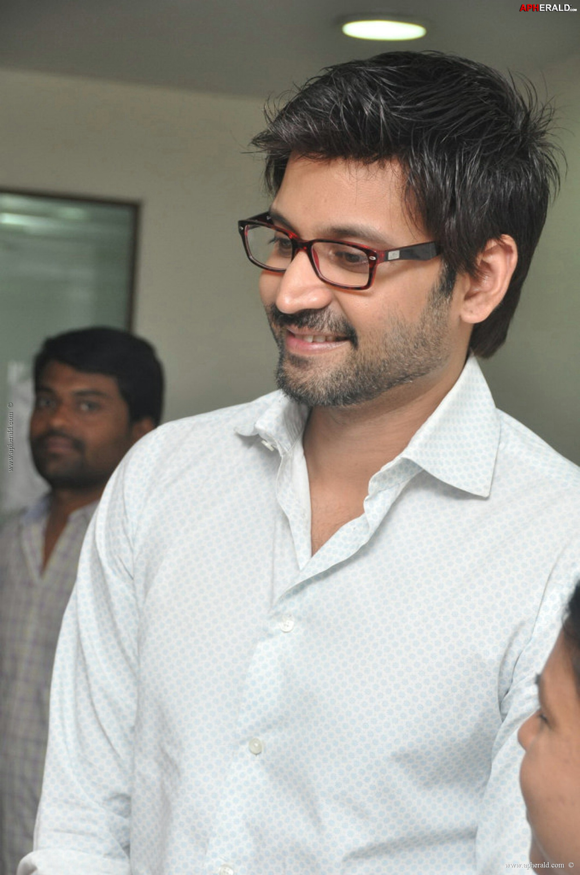 sumanth new pics