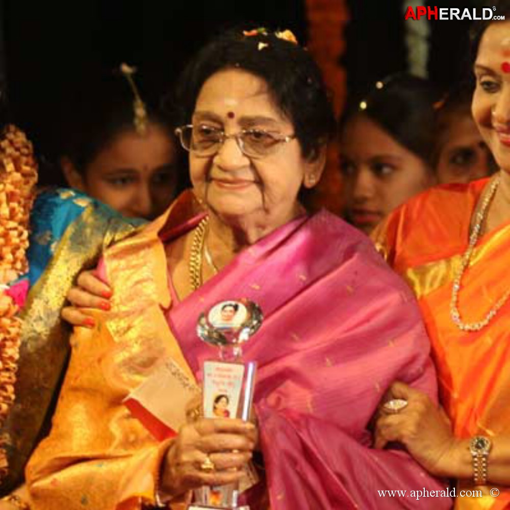 Actress Anjali Devi Images