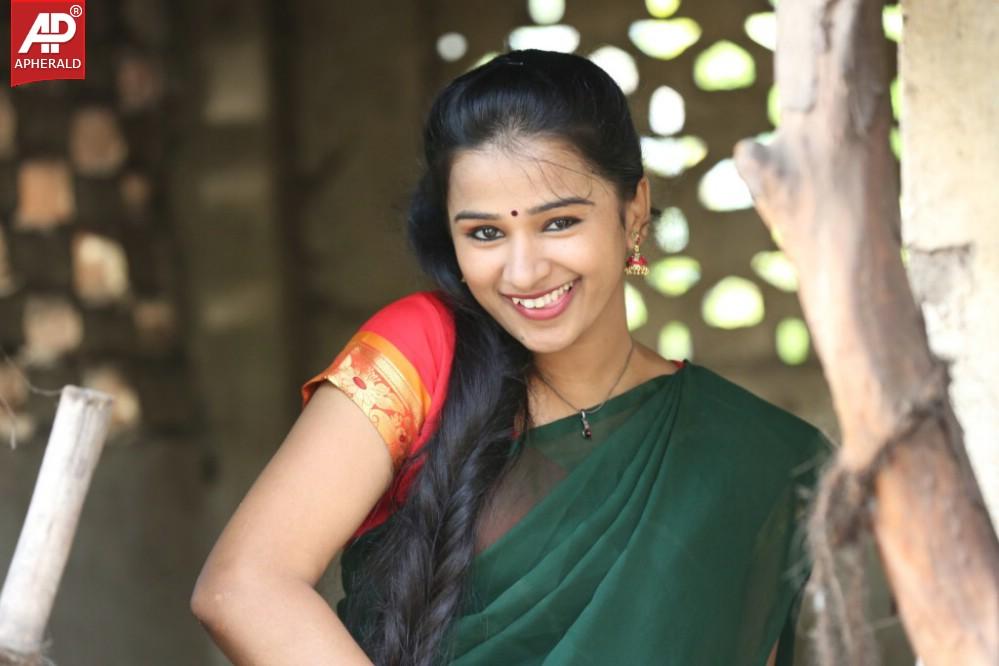 Actress Kanniha VJ New Photos