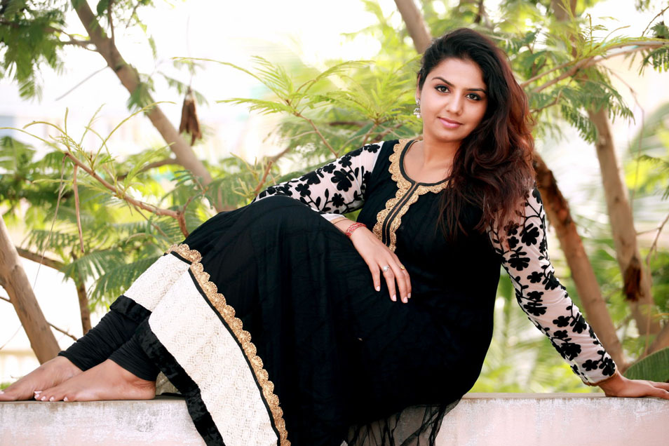 Actress Neeliya Latest Photoshoot