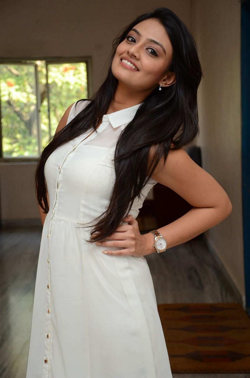 Actress Nikitha Narayan Latest Stills