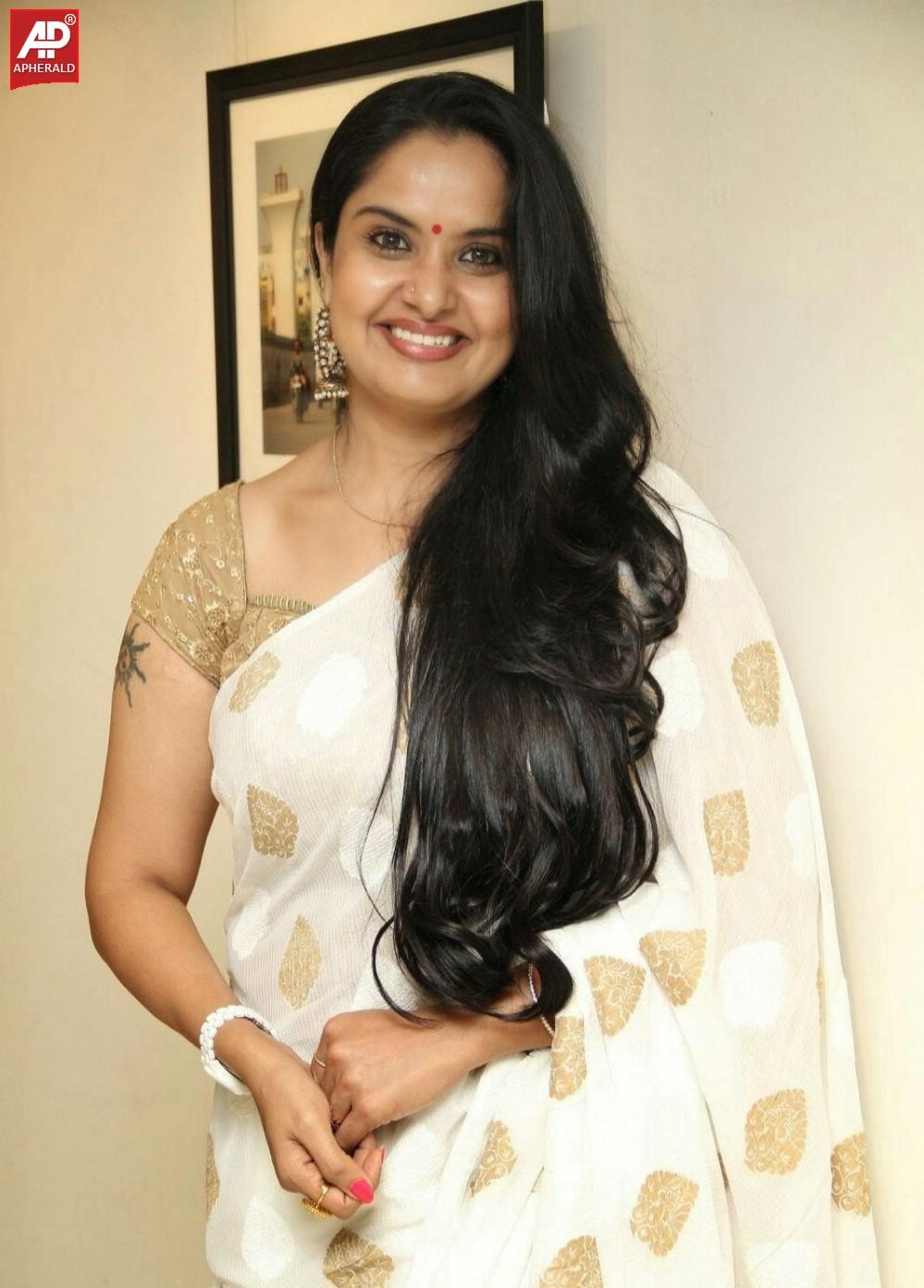 Actress Pragathi in Saree Photos
