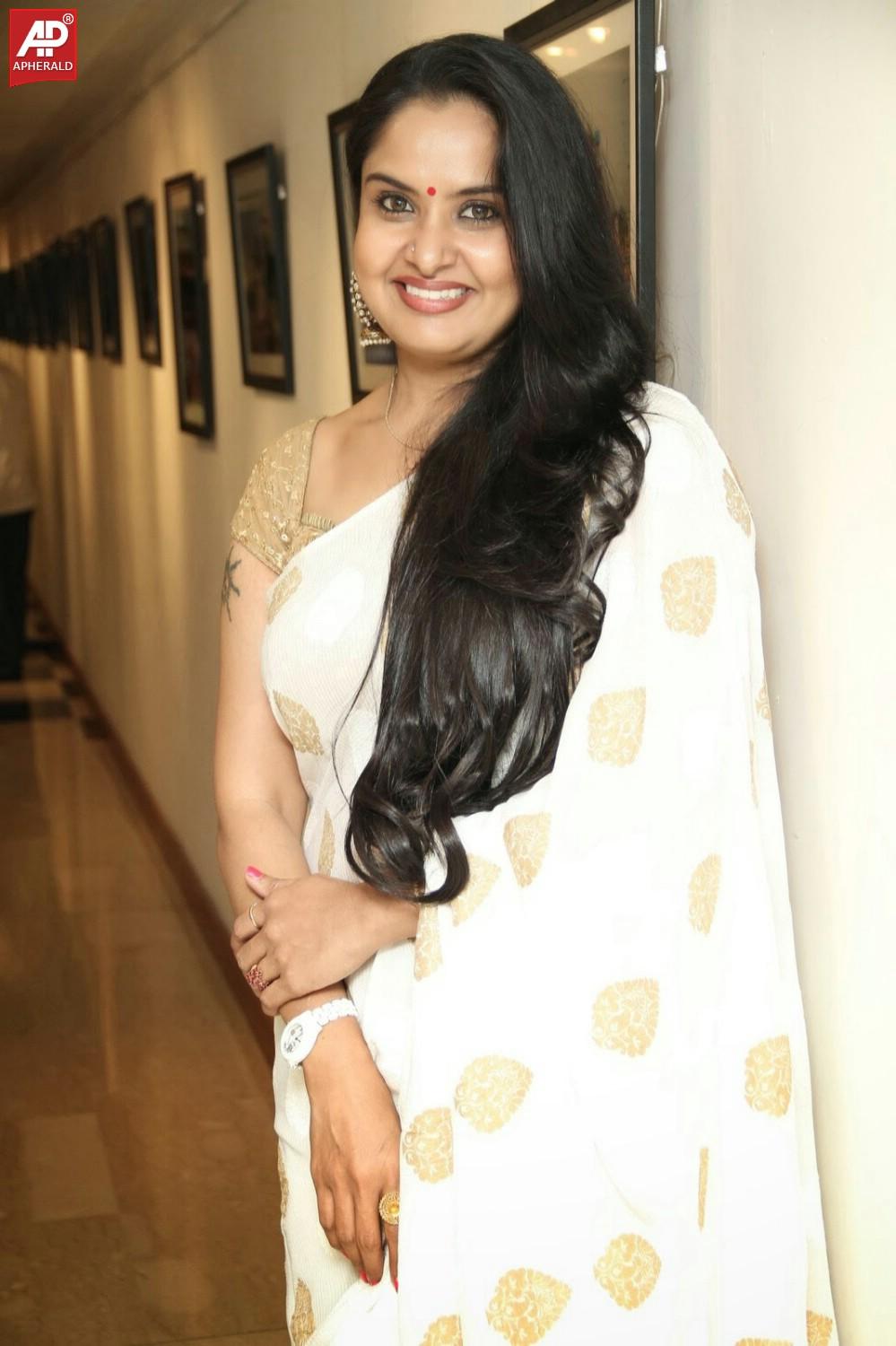 Actress Pragathi in Saree Photos