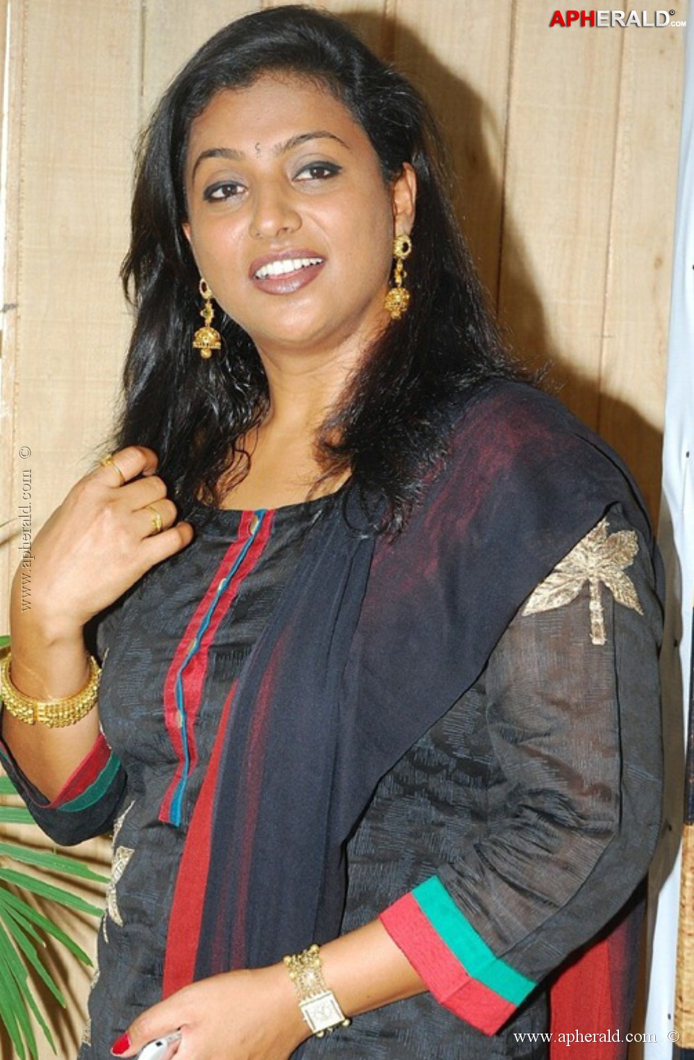 actress roja spicy photos